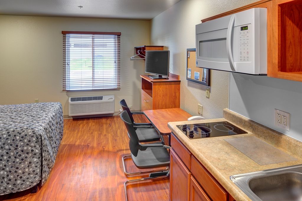 Extended Stay America Select Suites - Wichita - Airport 部屋 写真